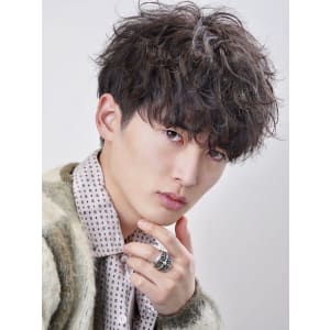 メンズヘア整形スパイラルパーマ波巻きツイストメンズパーマ髪型