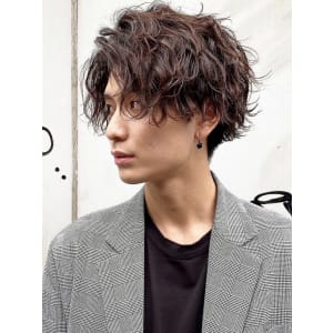 メンズヘア整形スパイラルパーマ波巻きツイストメンズパーマ髪型
