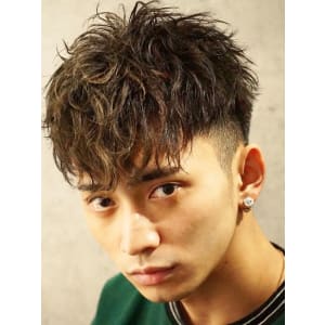 メンズヘア整形スパイラルパーマ波巻きツイストメンズパーマ髪型