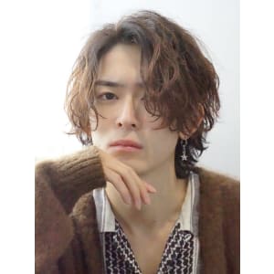 メンズヘア整形スパイラルパーマ波巻きツイストメンズパーマ髪型