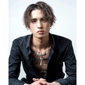 メンズヘア整形スパイラルパーマ波巻きツイストメンズパーマ髪型