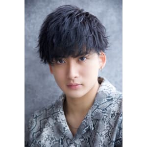 メンズヘア整形スパイラルパーマ波巻きツイストメンズパーマ髪型