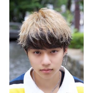 メンズヘア整形スパイラルパーマ波巻きツイストメンズパーマ髪型