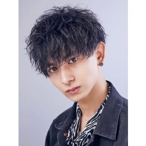 メンズヘア整形スパイラルパーマ波巻きツイストメンズパーマ髪型