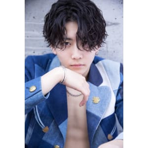 メンズヘア整形スパイラルパーマ波巻きツイストメンズパーマ髪型