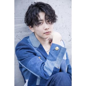 メンズヘア整形スパイラルパーマ波巻きツイストメンズパーマ髪型