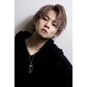 メンズヘア整形スパイラルパーマ波巻きツイストメンズパーマ髪型