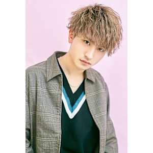 メンズヘア整形スパイラルパーマ波巻きツイストメンズパーマ髪型