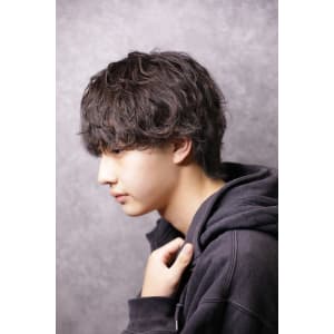 メンズヘア整形スパイラルパーマ波巻きツイストメンズパーマ髪型