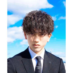 メンズヘア整形スパイラルパーマ波巻きツイストメンズパーマ髪型