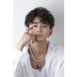 メンズヘア整形スパイラルパーマ波巻きツイストメンズパーマ髪型