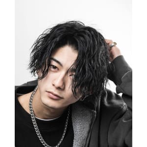 メンズヘア整形スパイラルパーマ波巻きツイストメンズパーマ髪型
