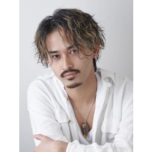 メンズヘア整形スパイラルパーマ波巻きツイストメンズパーマ髪型