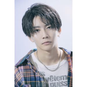 メンズヘア整形スパイラルパーマ波巻きツイストメンズパーマ髪型
