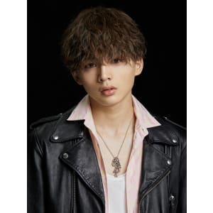 メンズヘア整形スパイラルパーマ波巻きツイストメンズパーマ髪型