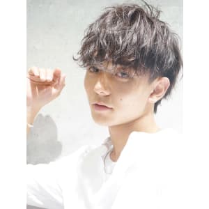 メンズヘア整形スパイラルパーマ波巻きツイストメンズパーマ髪型