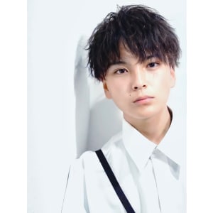 メンズヘア整形スパイラルパーマ波巻きツイストメンズパーマ髪型
