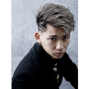 メンズヘア整形スパイラルパーマ波巻きツイストメンズパーマ髪型