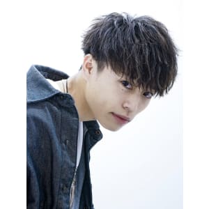 メンズヘア整形スパイラルパーマ波巻きツイストメンズパーマ髪型