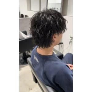 メンズヘア整形スパイラルパーマ波巻きツイストメンズパーマ髪型