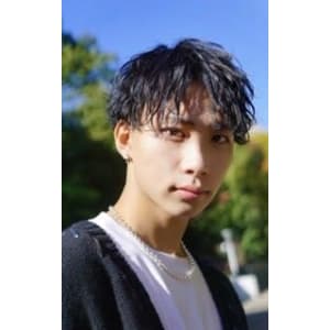 メンズヘア整形スパイラルパーマ波巻きツイストメンズパーマ髪型