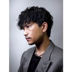 メンズヘア整形スパイラルパーマ波巻きツイストメンズパーマ髪型