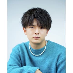 メンズヘア整形スパイラルパーマ波巻きツイストメンズパーマ髪型