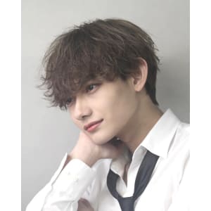 メンズヘア整形スパイラルパーマ波巻きツイストメンズパーマ髪型