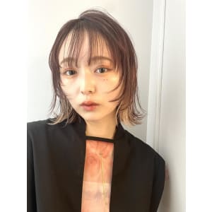 顔周りレイヤー ボブスタイル インナーカラー【横浜】w
