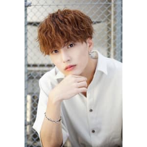 メンズヘア整形スパイラルパーマ波巻きツイストメンズパーマ髪型