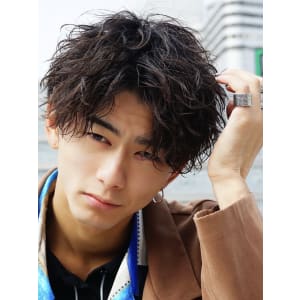 メンズヘア整形スパイラルパーマ波巻きツイストメンズパーマ髪型