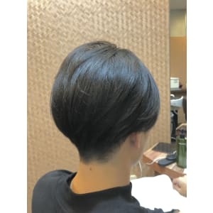 刈り上げボブ