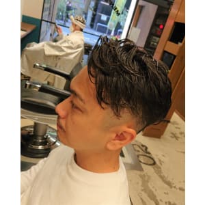 ツイストスパイラルスキンフェード【SHIFT】 - MENS ONLYSALON SHIFT(メンズサロン)【メンズオンリーサロンシフト】掲載中
