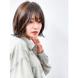【長谷川】ナチュラル外はねボブ