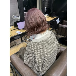 ホワイトグレージュ コンマヘア くすみカラー グレージュ