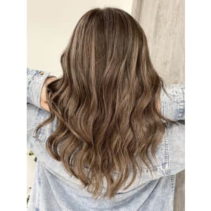 【寺本】ツヤっとひかるヘアカラー！