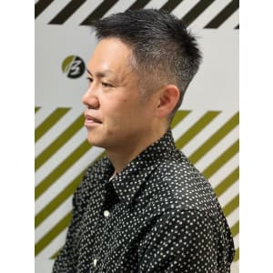 大人カッコいい30代40代50代以上刈り上げスタイル - BARBER-BAR 四谷店【バーバーバー ヨツヤテン】掲載中