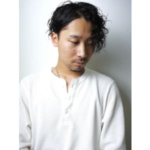 ミディアムウェイバー - @110 BARBER SHOP 博多店【ワンワンオー バーバー ショップ ハカタテン】掲載中