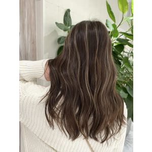 【寺本】明るく綺麗なヘアカラーに！