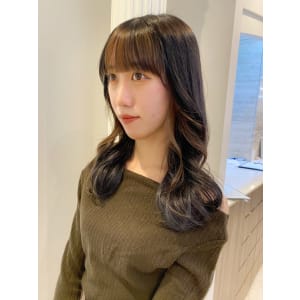 透明感グレージュカラー×インナーカラーベージュ