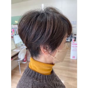 後頭部ふんわり　襟足収まり良いショートヘア - HAIR MAKE age 天神西通り店【ヘアメイク アージュ テンジンニシドオリテン】掲載中