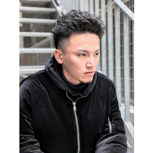 アップバング 黒髪 - 男性専門美容室 growth 博多店【ダンセイセンモンビヨウシツ グロウ ハカタテン】掲載中