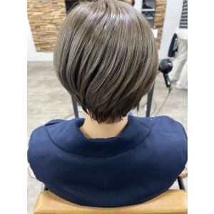 白髪ぼかしハイライトイルミナカラー池袋