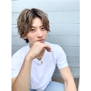 メンズ波巻きパーマセンターパートツーブロック30代梅ヶ丘
