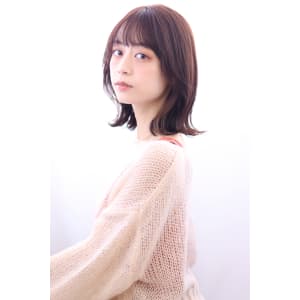 20代30代 後れ毛でイメチェン くびれミディ イヤリングカ