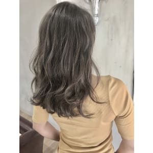 ハイライト ミディ グレージュ - Lusso chiaro 西池袋店【ルッソチアロ ニシイケブクロテン】掲載中