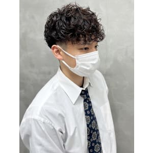 スペインカール【池袋美容室　uchla】