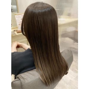 【ヘアジュレドゥ 益田】ツヤツヤアッシュブラウン