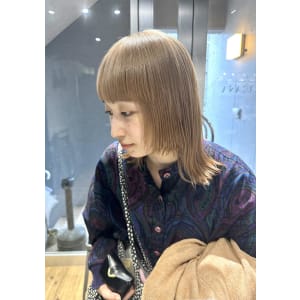 ショコラアッシュ　ヘルシースタイル　ふんわりカール　大人