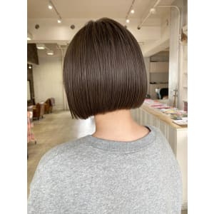 【pignon】ミニボブ ミルクチョコレート ブラウンカラー - 髪質改善 SEPT. 天神大名【カミシツカイゼン セプト テンジンダイミョウ】掲載中